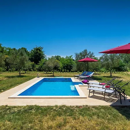Holiday home Marco - Stancija Vinjeri